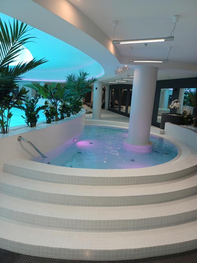 שצ'צ'ין Hanza Tower Ajp Lux Apartment מראה חיצוני תמונה